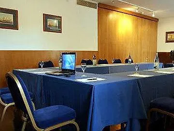 D. Dinis Hotel